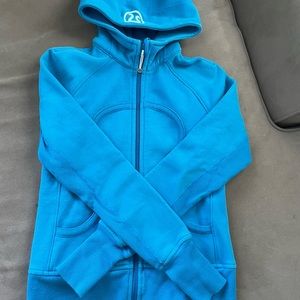 Turquoise Lululemon Scuba Size 6